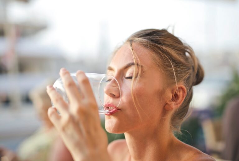 Jak ważne jest picie wody w diecie odchudzającej?